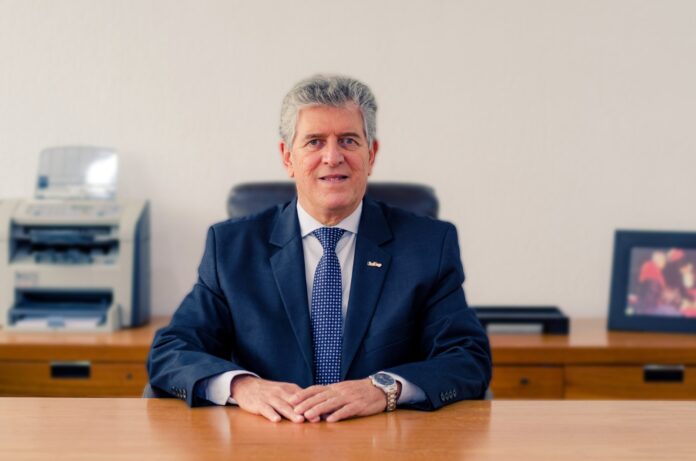 Fundação Valeparaibana de Ensino elege novo presidente