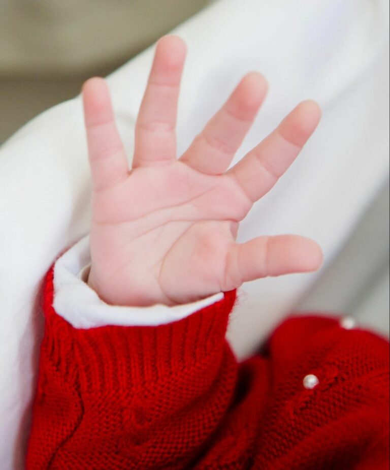 Nasce Nala, filha da cantora Iza e de Yuri Lima