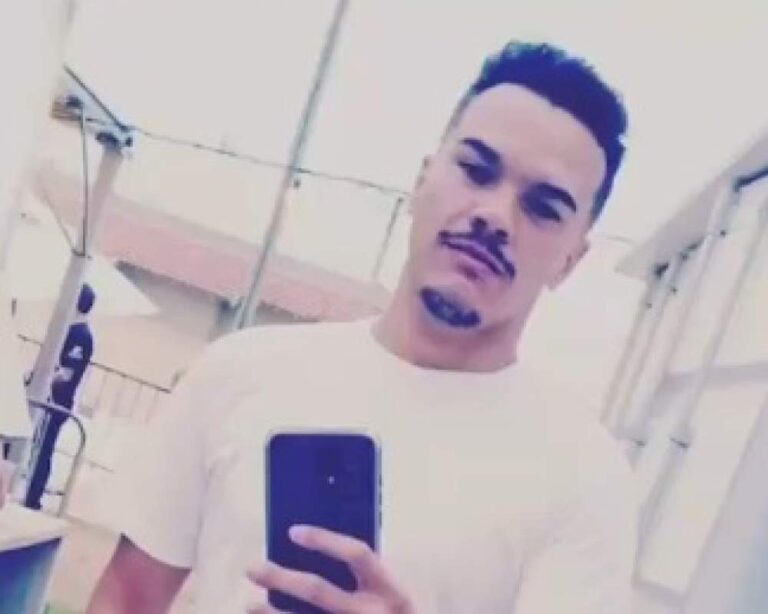 Jovem morre após colidir moto com ônibus em Penápolis