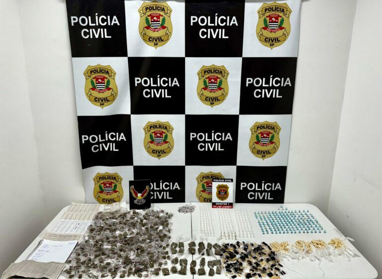 Homem é preso com mais de 1,4 mil porções de drogas em São José