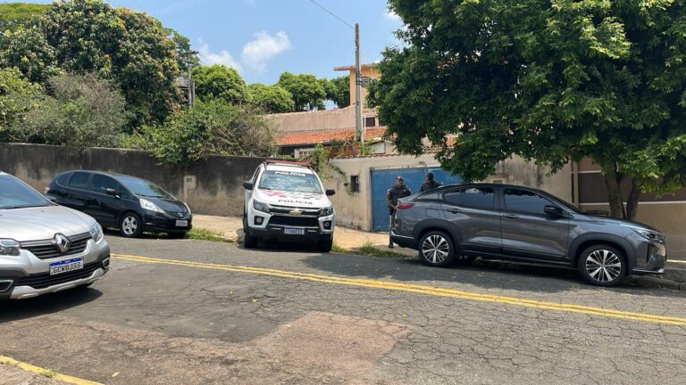 Polícia prende um dos suspeitos pela morte de policial durante tentativa de roubo