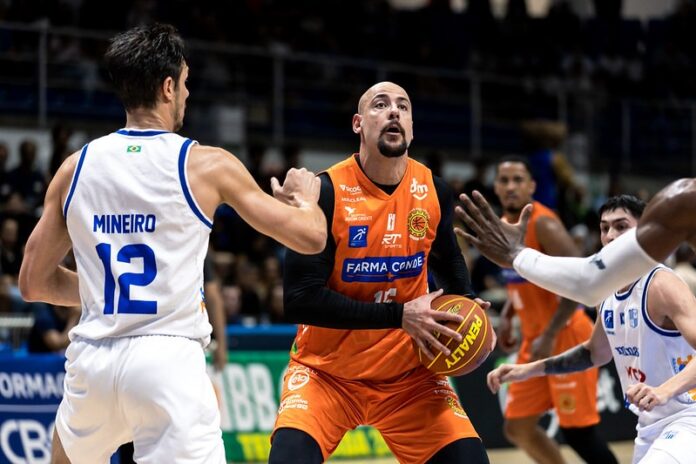 São José enfrenta Brasília em busca da primeira vitória no Novo Basquete Brasil São José enfrenta Brasília em busca da primeira vitória no Novo Basquete Brasil