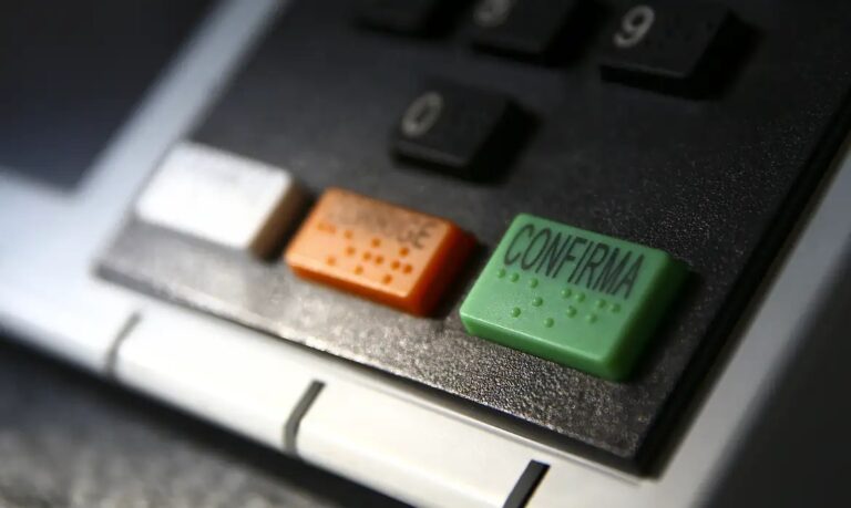 A menos de 25 dias da desincompatibilização, pré-campanha de 2026 acelera movimentações na PB