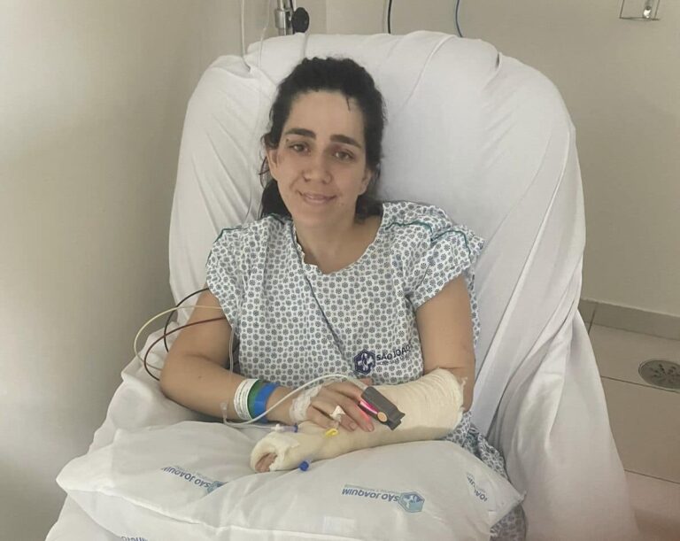 Mulher grávida esfaqueada pelo ex-marido recebe alta médica; suspeito segue preso preventivamente 