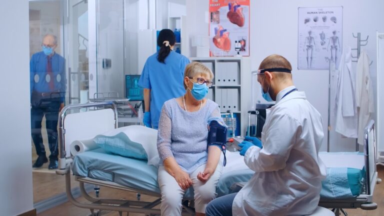 Estudo inédito revela ligação entre acúmulo de zinco e atrofia muscular em pacientes de UTI