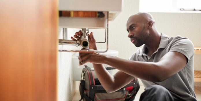 Qualifica Guará abre vagas para curso de reparos em instalações hidráulicas