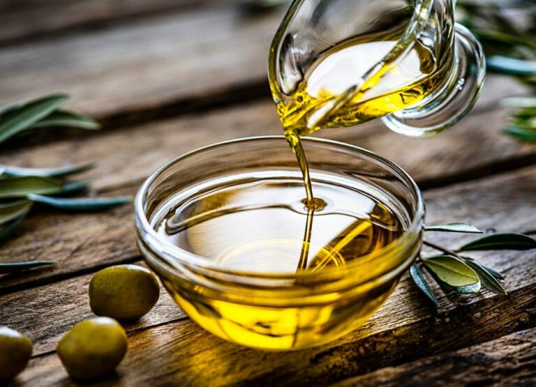 Azeite produzido em Santo Antônio do Pinhal é eleito o melhor do mundo por guia internacional
