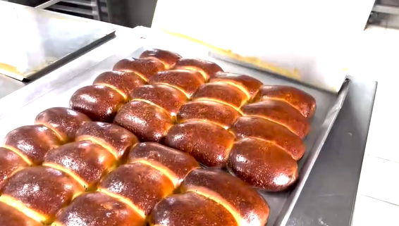 Procon encontra diferença de até 540% no preço de itens de café da manhã em padarias de São José