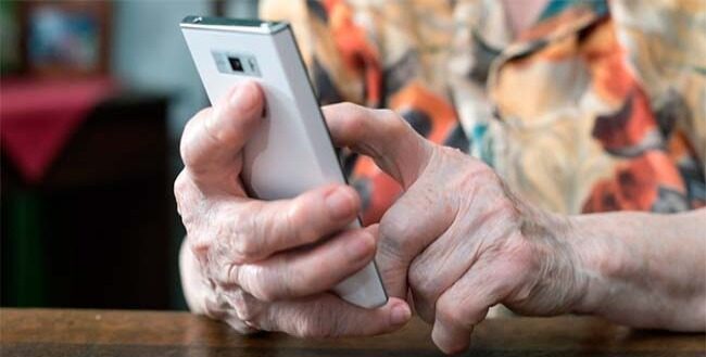 GOLPES EM IDOSOS: Operação contra uma das maiores quadrilhas do país é deflagrada no RJ e alvos são da Baixada Santista