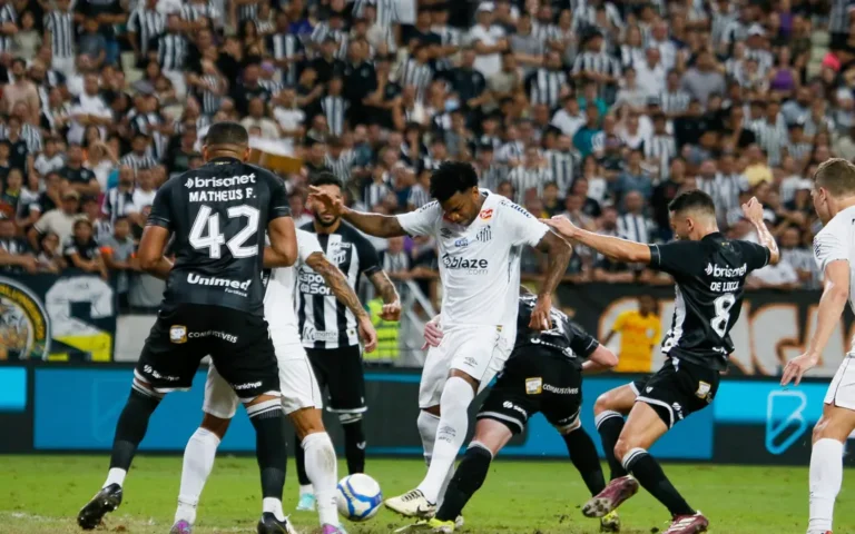 Santos sofre, mas vence Ceará e fica mais perto da Série A