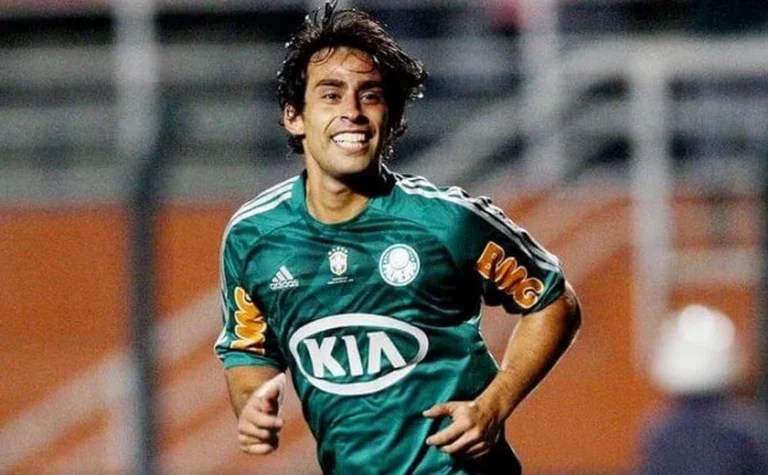 Ex-Palmeiras Valdívia é detido por suposto crime sexual