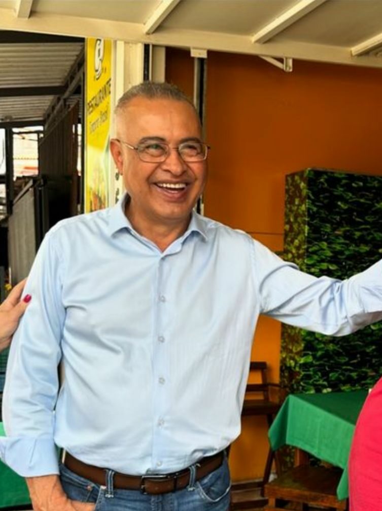 Zezé Gomes é reeleito prefeito de Hortolândia