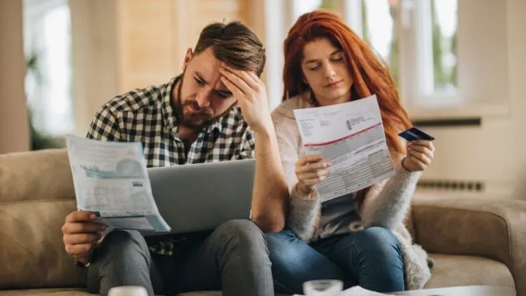 Endividamento invisível afeta brasileiros