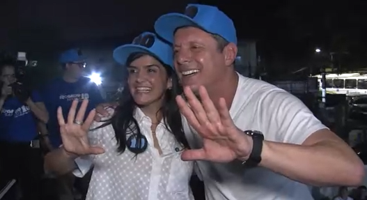 Rogério Santos é eleito em Santos, veja como foi a comemoração