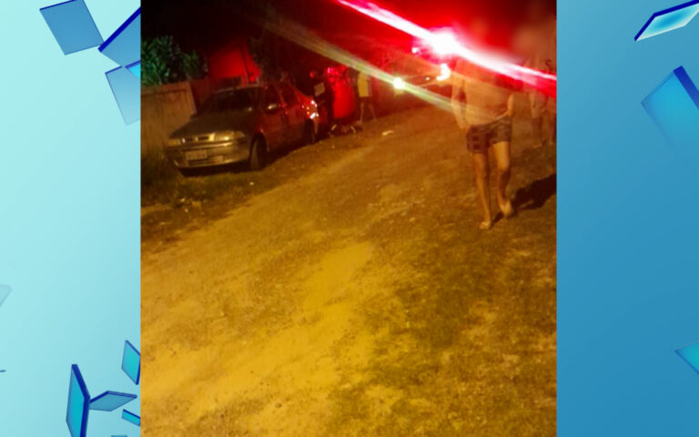 Motoboy é morto na frente de casa ao chegar do trabalho