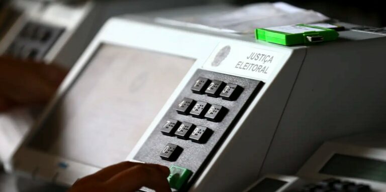 Danilo Barros lidera com 40,50% em Paulínia, diz pesquisa da RCA