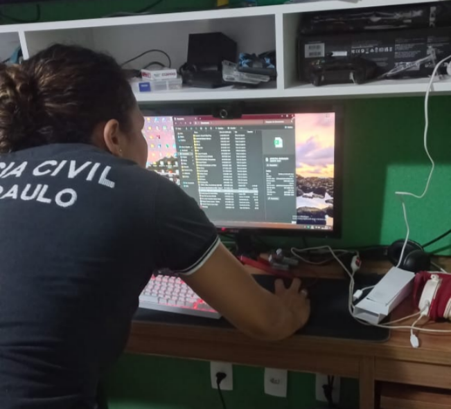 Quadrilha que vazou dados de mais de 120 milhões de brasileiros é deflagrada e uma das centrais é da Baixada Santista