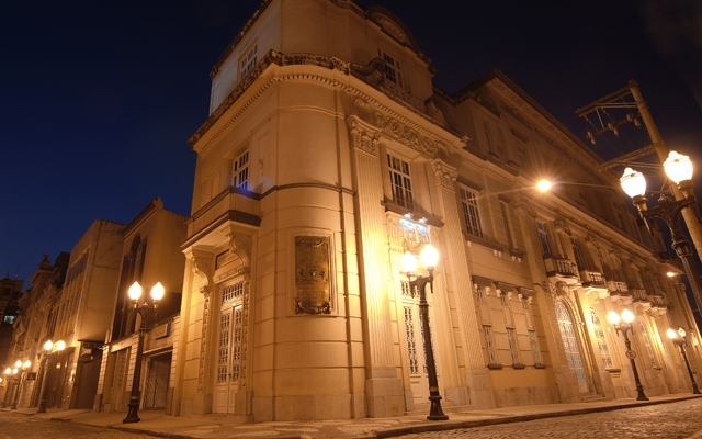 Summit Delas vai compartilhar conhecimento e impulsionar mulheres na Associação Comercial de Santos no próximo dia 13