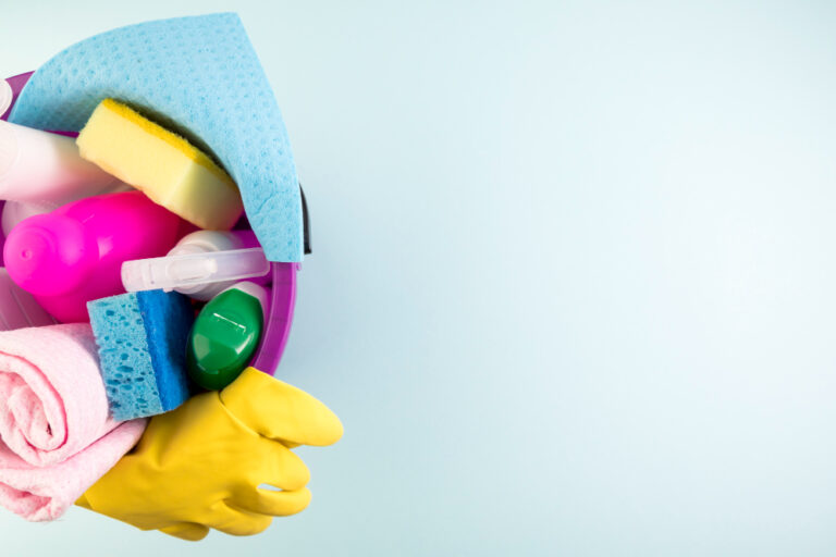 Organizando a casa com praticidade: dicas de limpeza e pequenos reparos