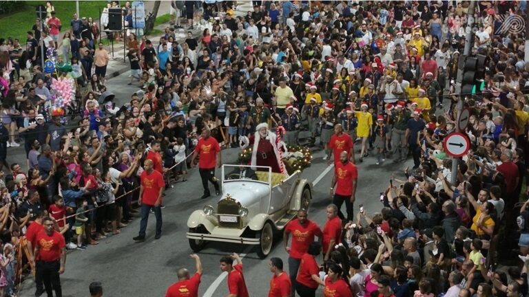 Evento de Natal muda o trânsito em Santos na noite deste domingo; Veja os trechos