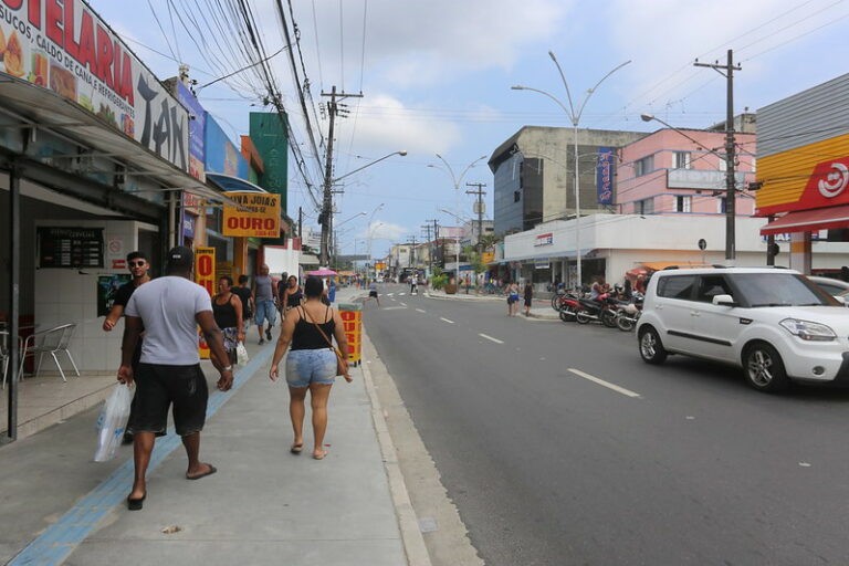 Simulado de roubo a carro-forte interdita ruas de Vicente de Carvalho nesta terça-feira; Entenda
