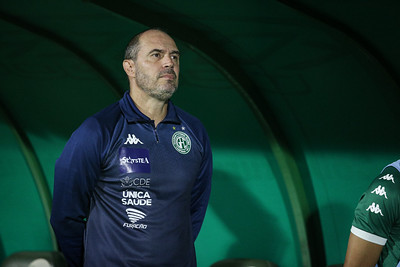 Guarani oficializa saída de Allan Aal e comissão técnica após 20 jogos