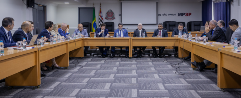 Paz nos estádios é tema de reunião de trabalho na sede do Ministério Público SP