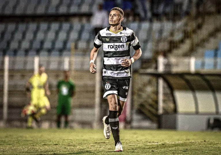 Internacional de Limeira anuncia reforço com a contratação do atacante Matheus Martins