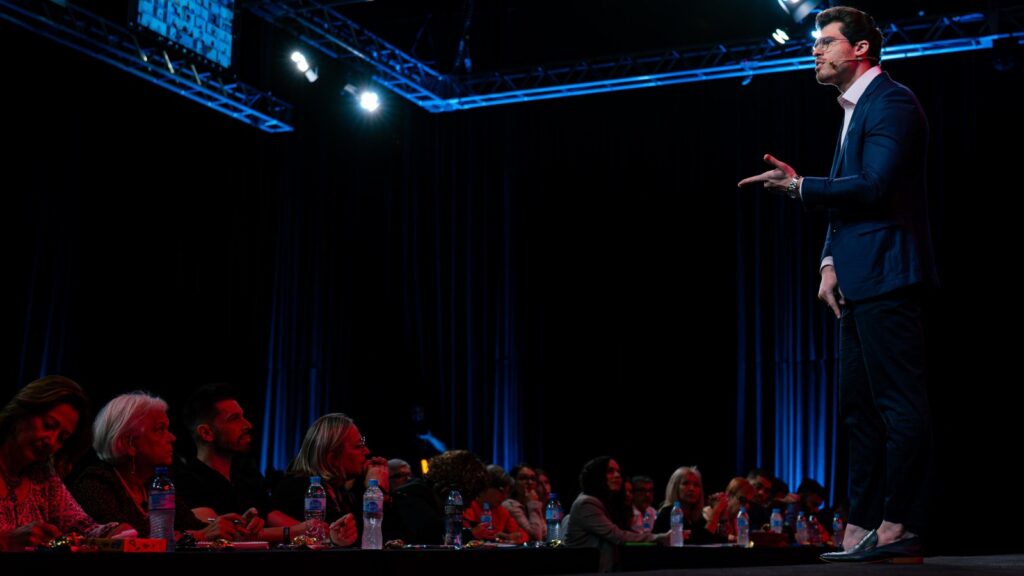 Workshop em São José dos Campos ajuda mulheres a reconstruir a autoconfiança