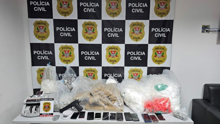 Quatro são presos e mais de 27 mil porções de drogas são apreendidas na zona sul de São José