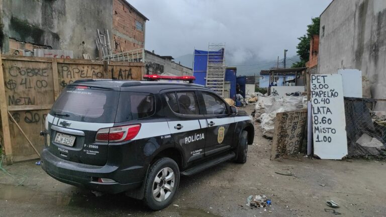 Polícia faz operação contra mercado de produtos roubados em Caraguatatuba