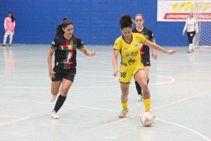 São José está na decisão do Paulista Feminino de Futsal São José está na decisão do Paulista Feminino de Futsal