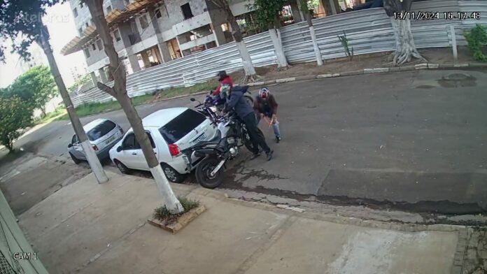 WhatsApp Image 2024-11-13 at 19.07.07 Trio tenta furtar moto e dispara contra morador no Jardim Roseira em Campinas