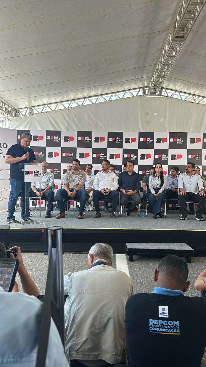 Governo de SP quer duplicar a rodovia Rio-Santos entre Caraguatatuba e Ubatuba Governo de SP quer duplicar a rodovia Rio-Santos entre Caraguatatuba e Ubatuba