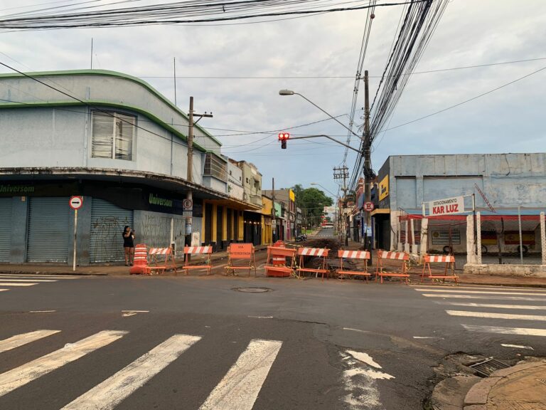 Rua Duque de Caxias terá novo trecho interditado nesta sexta-feira
