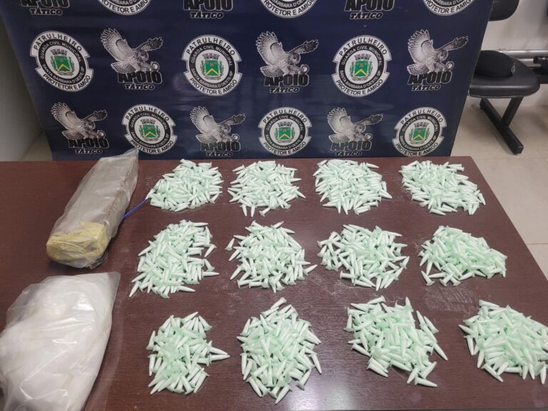 Homem foge de guarda mas deixa mochila com drogas para trás