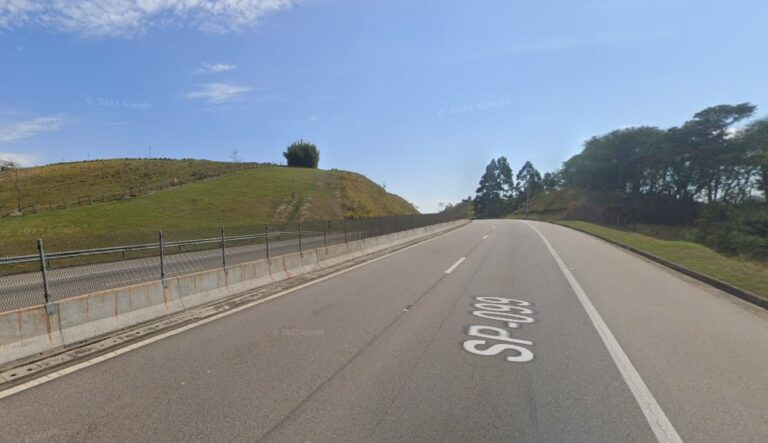 Idoso de 78 anos morre após ser atropelado na faixa de pedestres na Tamoios, em Caraguatatuba