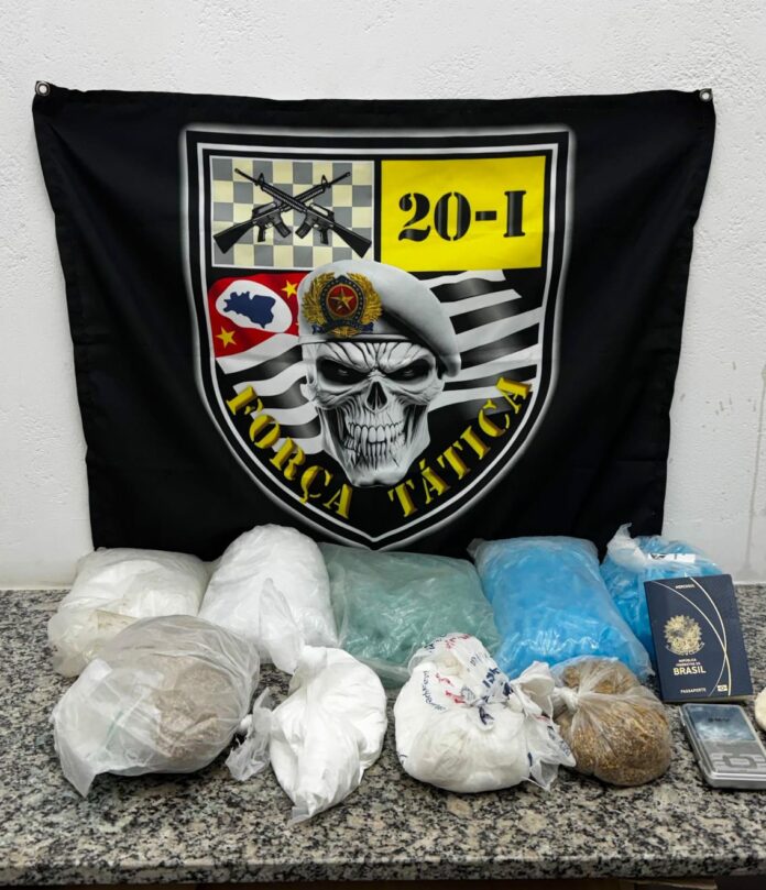 Dupla é presa por tráfico de drogas em Caraguatatuba