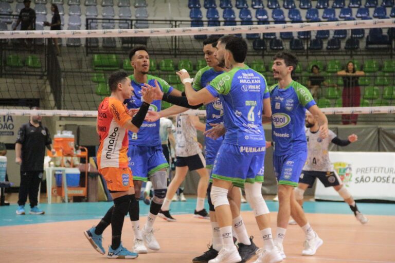 Vôlei São José vence Neurologia Ativa e se reabilita na Superliga Masculina