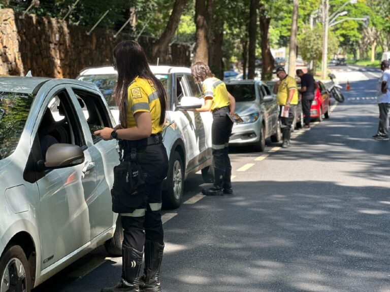 Blitz contra a mistura de bebida alcoólica e direção aborda 170 condutores na região Leste