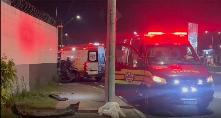 Homem morre após bater em muro de empresa na John Boyd