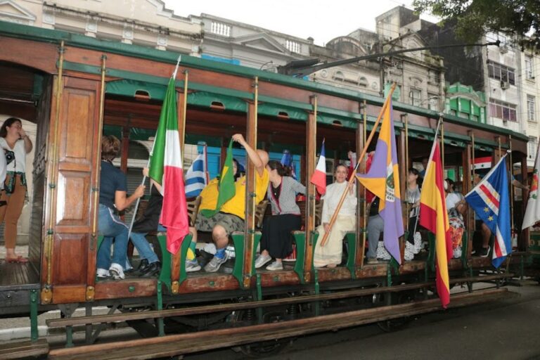 Festival do Imigrante é a atração do feriado com gastronomia, música e dança no Centro de Santos