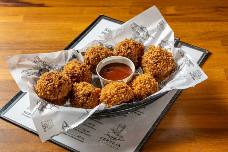 ‘Cerveja & Porcaria’ é o vencedor do Petiscaria – Festival Santista de Petiscos 2024