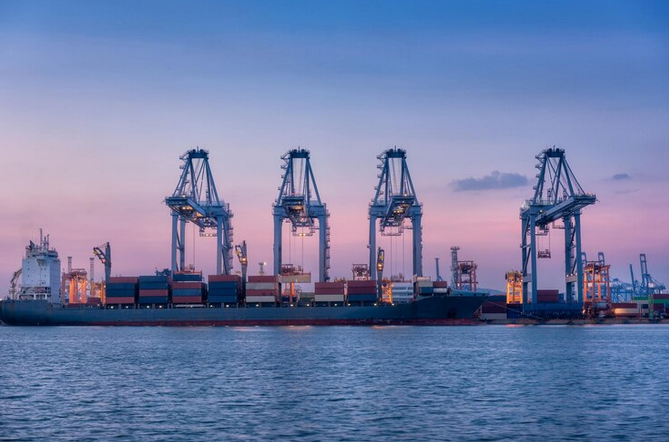 Estudo de agência do governo não vê motivos para restringir participação em leilão no porto de Santos