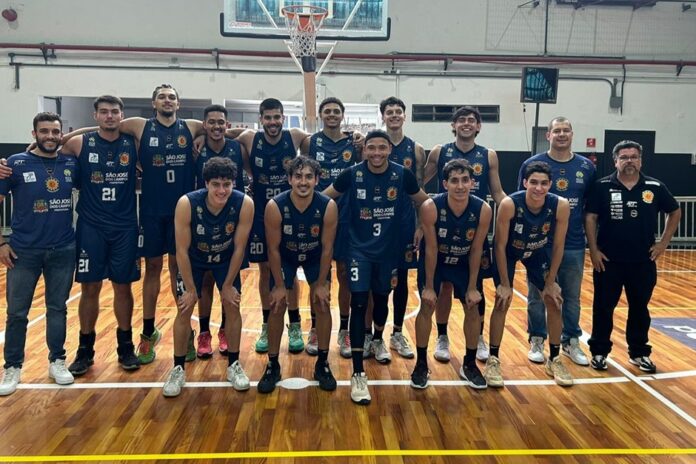 São José elimina o Corinthians e está na final do Paulista Sub-20 de Basquete São José elimina o Corinthians e está na final do Paulista Sub-20 de Basquete