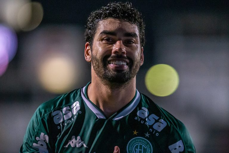 Guarani trabalha para manter Bruno Mendes no elenco para a próxima temporada