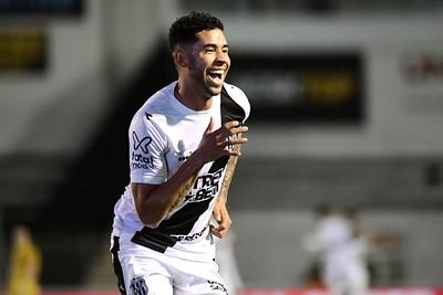 Ponte Preta encaminha renovação com Renato; Igor Inocêncio é anunciado pelo Vila Nova