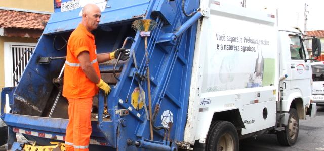 Urbam antecipa coletas de lixo nas vésperas do Natal e Ano Novo