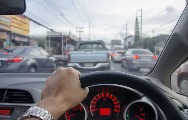 Detran-SP: emissão de ‘CNH internacional’ sobe 15% em 2024; saiba como obter a sua
