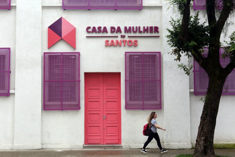 Santos inaugura a Casa da Mulher e abre vagas em cursos de incentivo à independência financeira